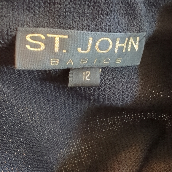 St. John Basics Ribbed Knit Gold Button Down Pocket Cardigan Size 12 Black EUC - Picture 3 of 6
